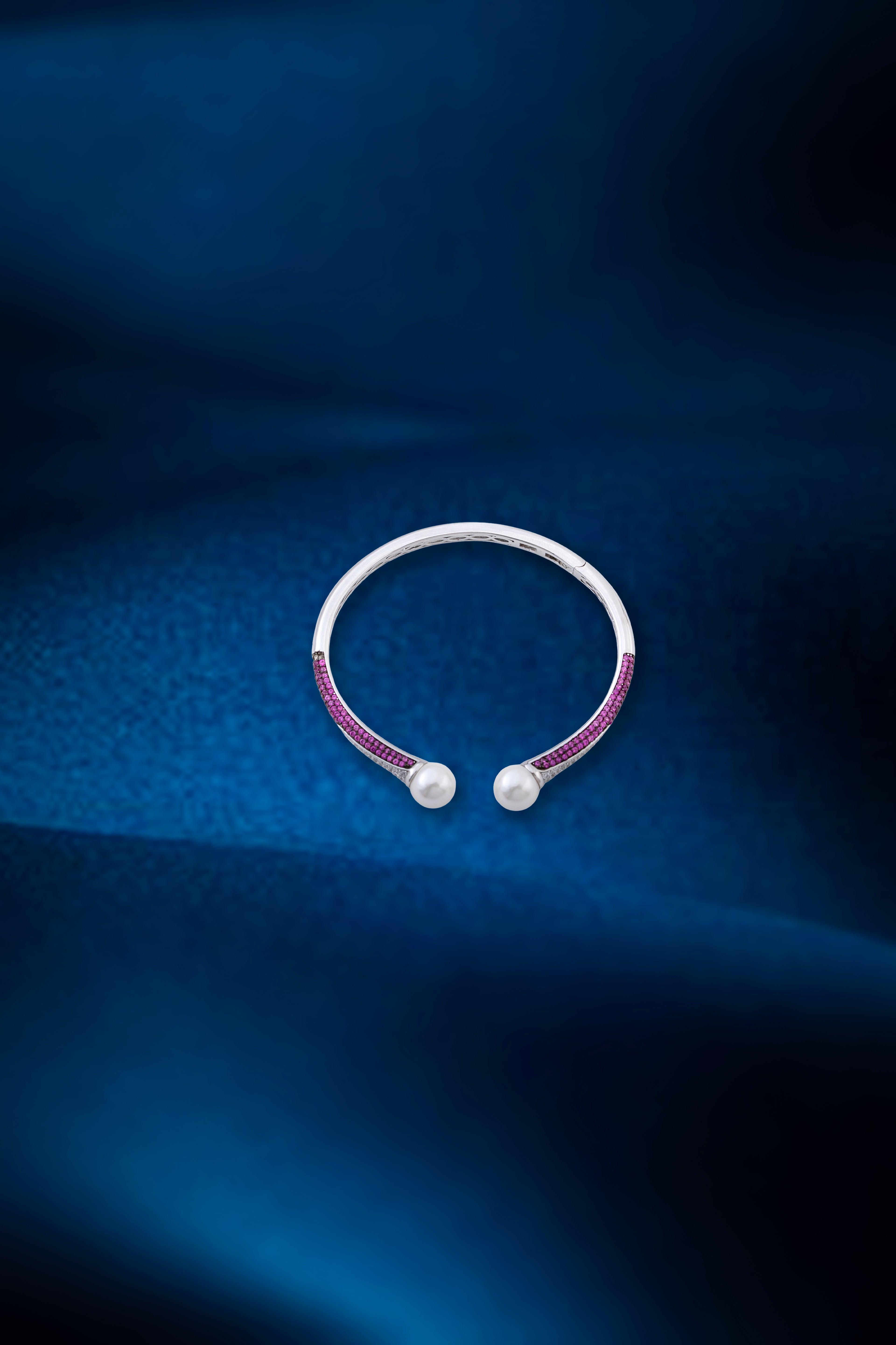 JARY 925 Sterling Silver Crown of Grace Bangle