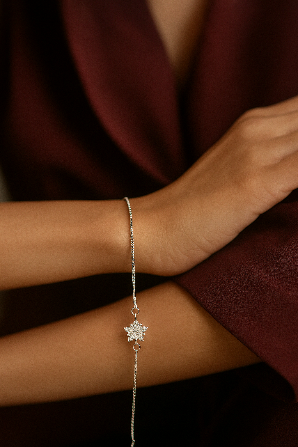 JARY 925 Sterling Silver  Eternal Snow Starburst Charm Bracelet