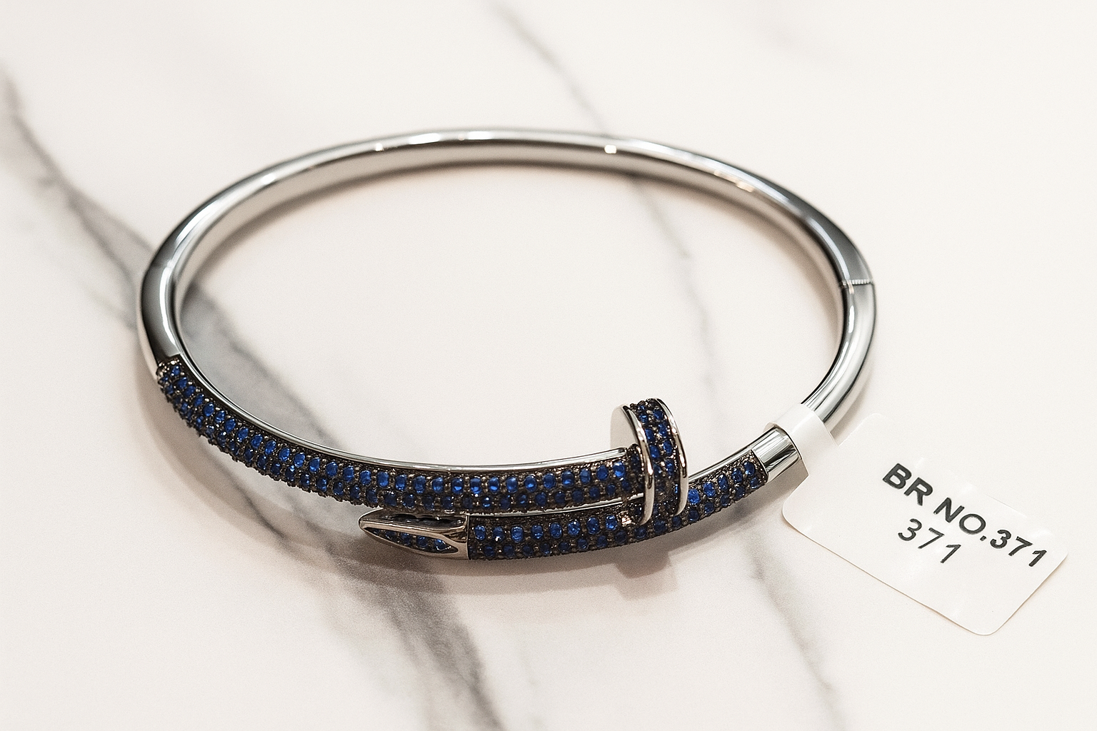 JARY 925 Sterling Silver Midnight Bolt Bangle