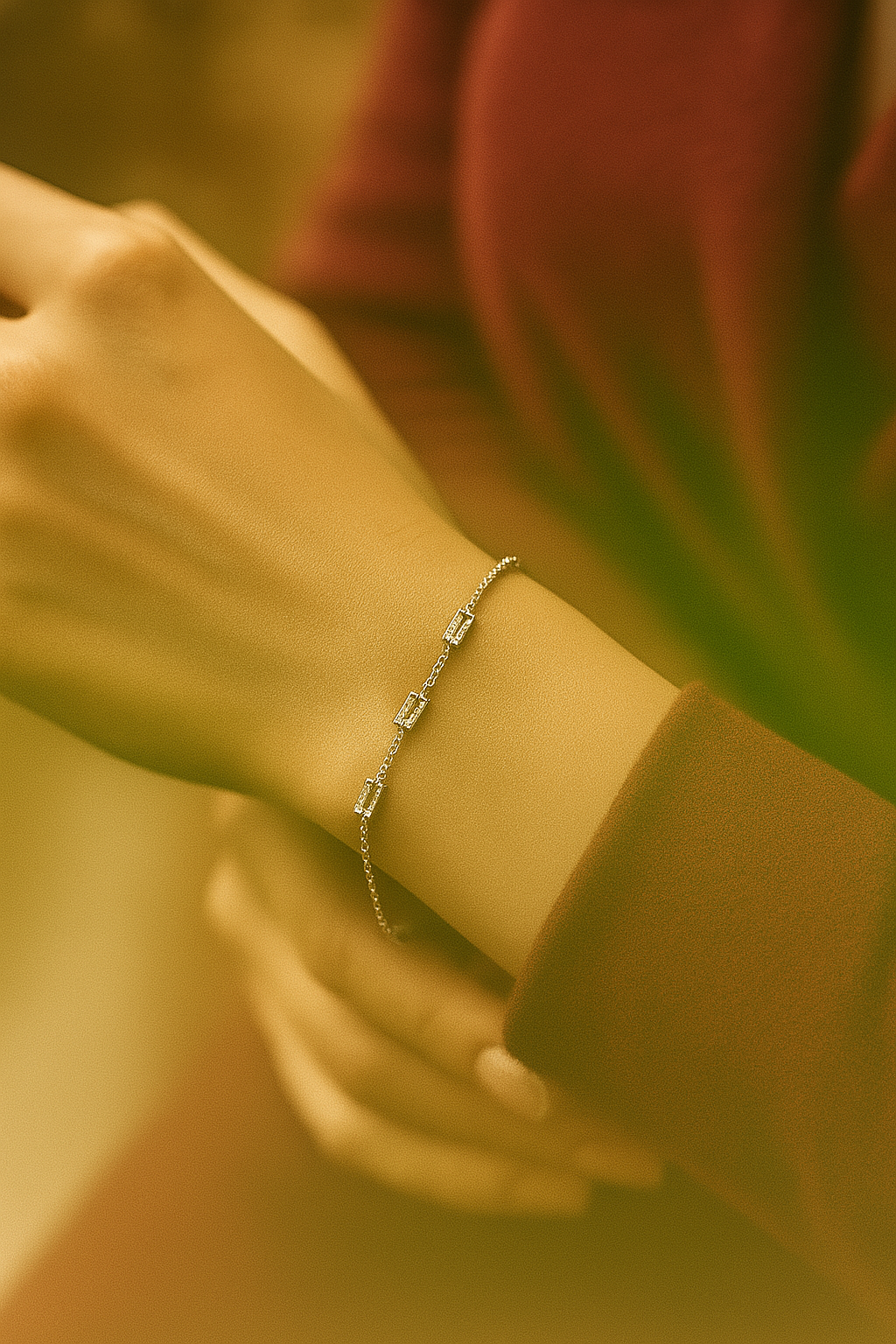 JARY 925 Sterling Silver Urban Radiance Baguette Charm Bracelet