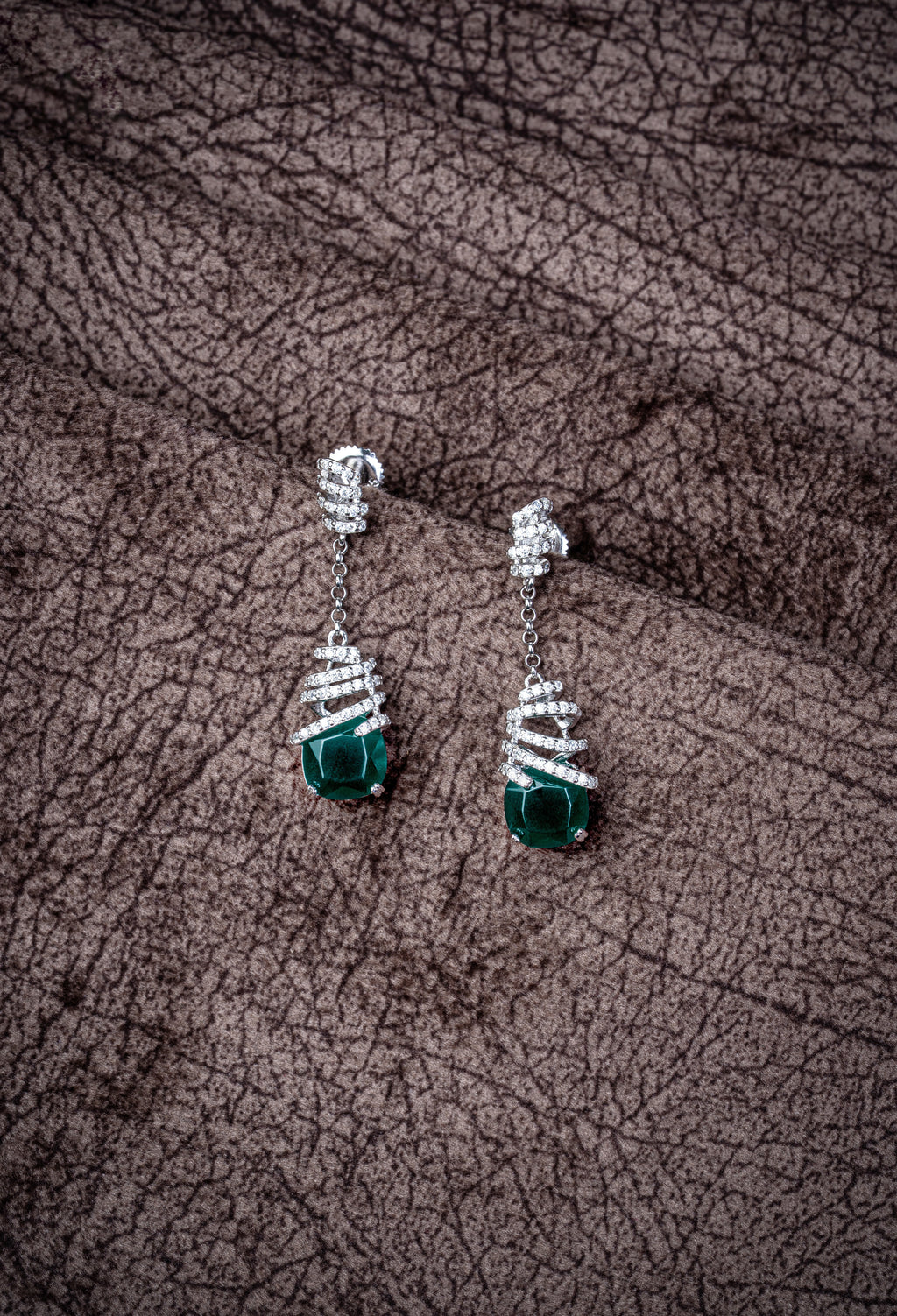 JARY 925 Sterling Silver Emerald Swirl Cascade Dangler Earrings