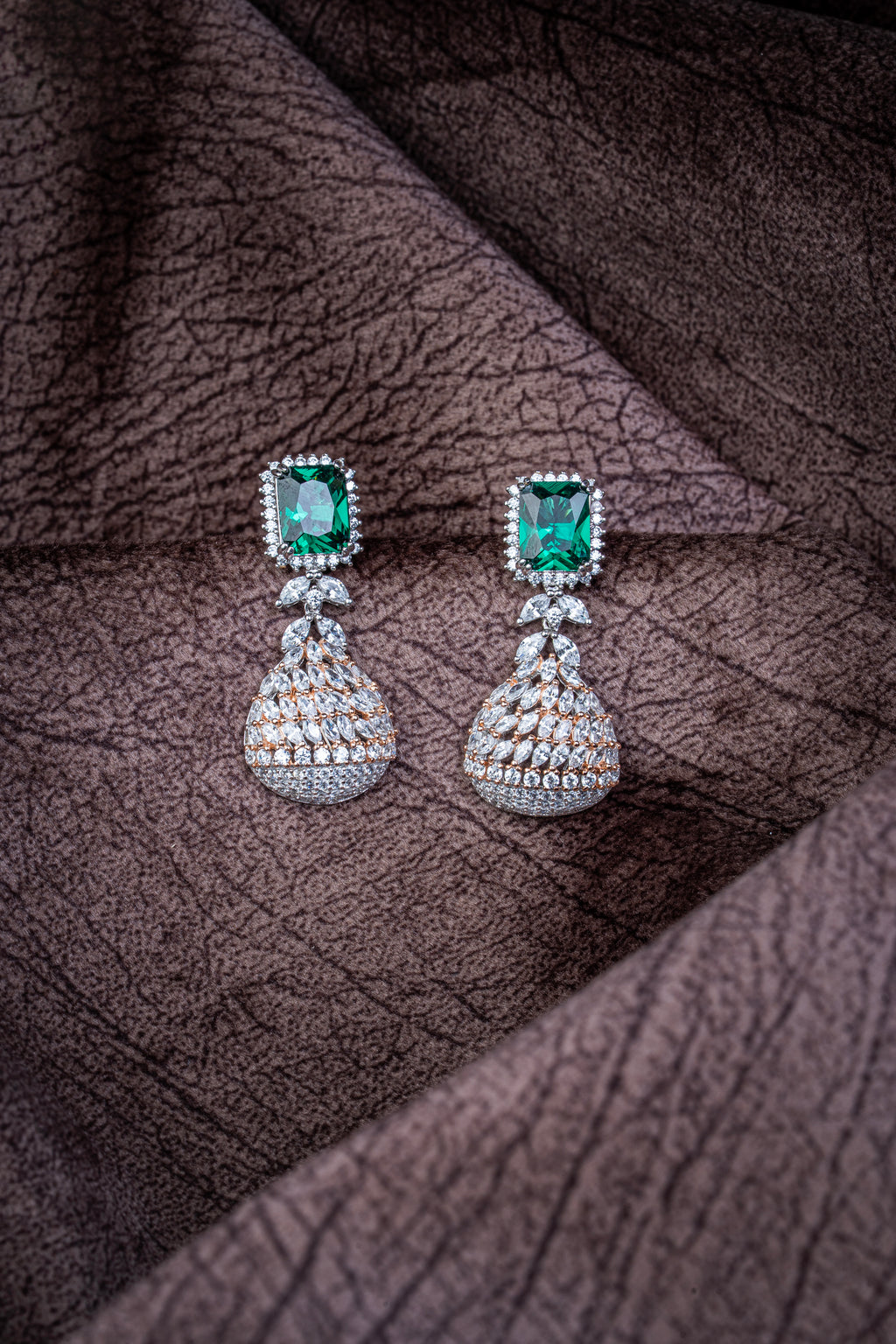 JARY 925 Sterling Silver Royal Emerald Chandelier Drop Earrings