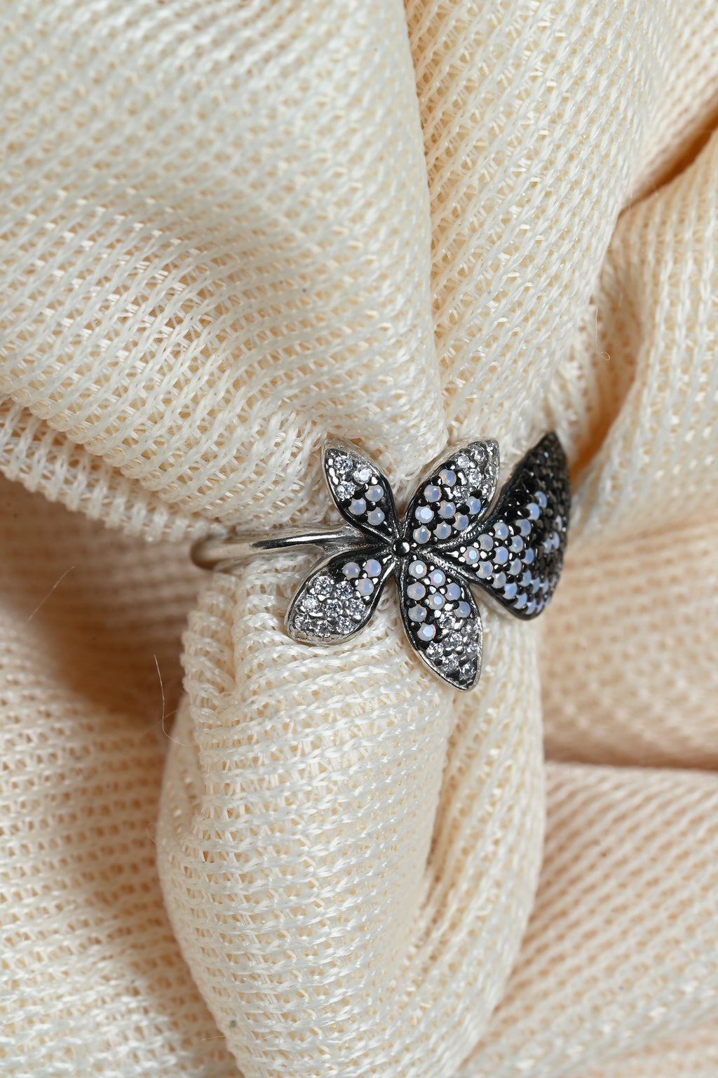 JARY 925 Sterling Silver Midnight Bloom Statement Cocktail Ring