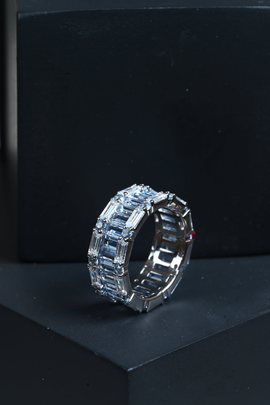 JARY 925 Sterling Silver Eterna Luxe Band