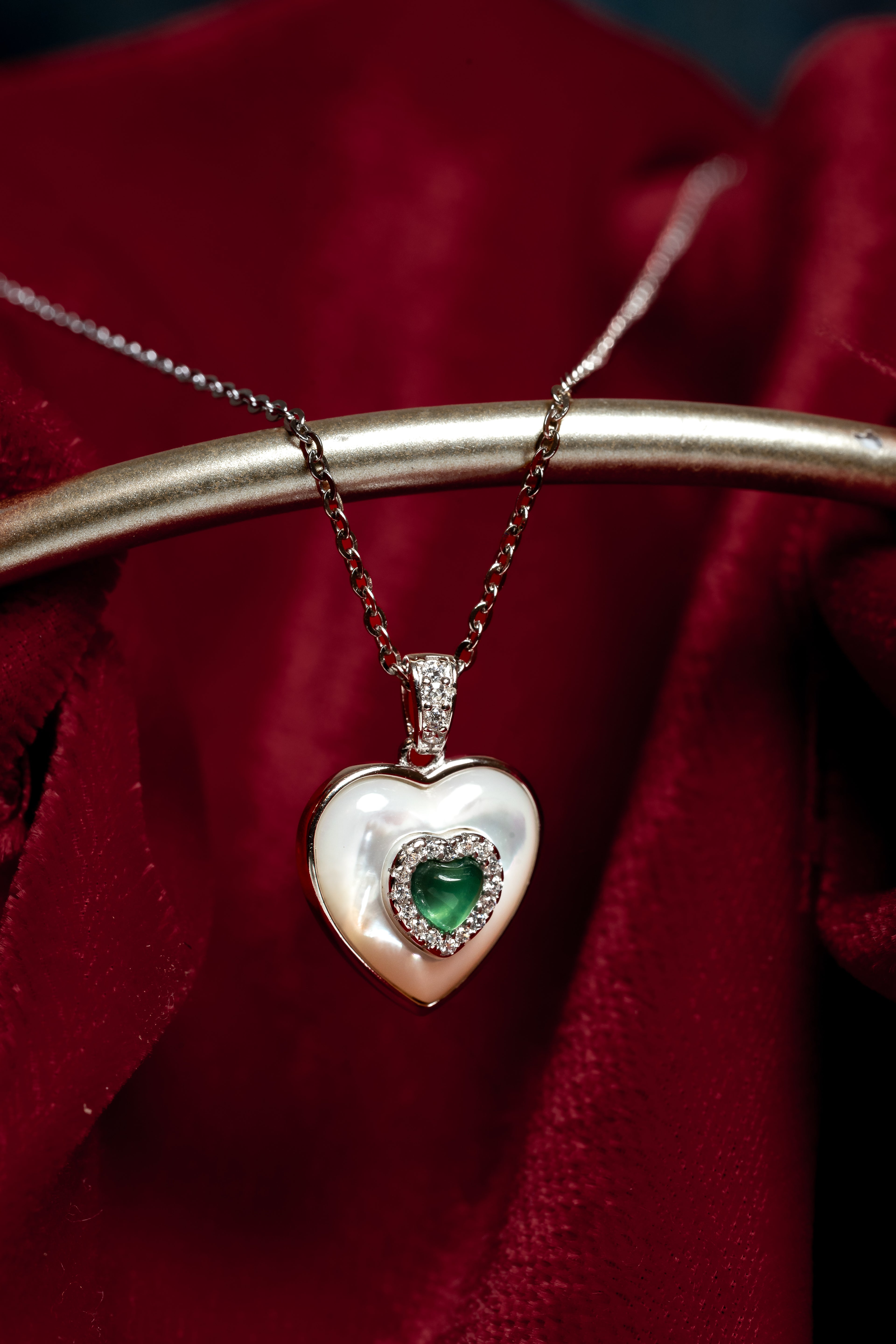 JARY Verdant Grace – 925 Silver Heart Pendant