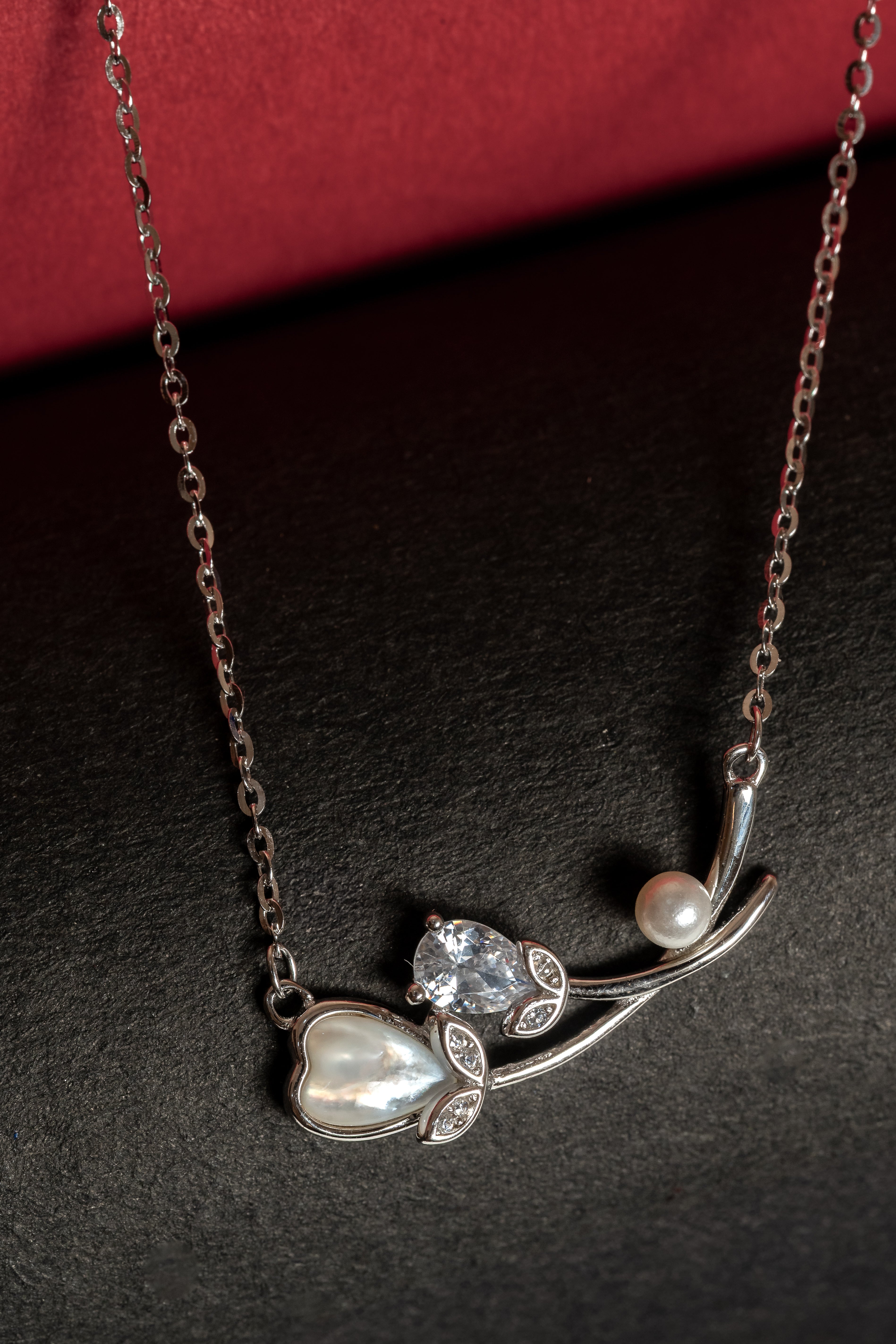 JARY 925 Sterling Silver Ethereal Bloom Necklace