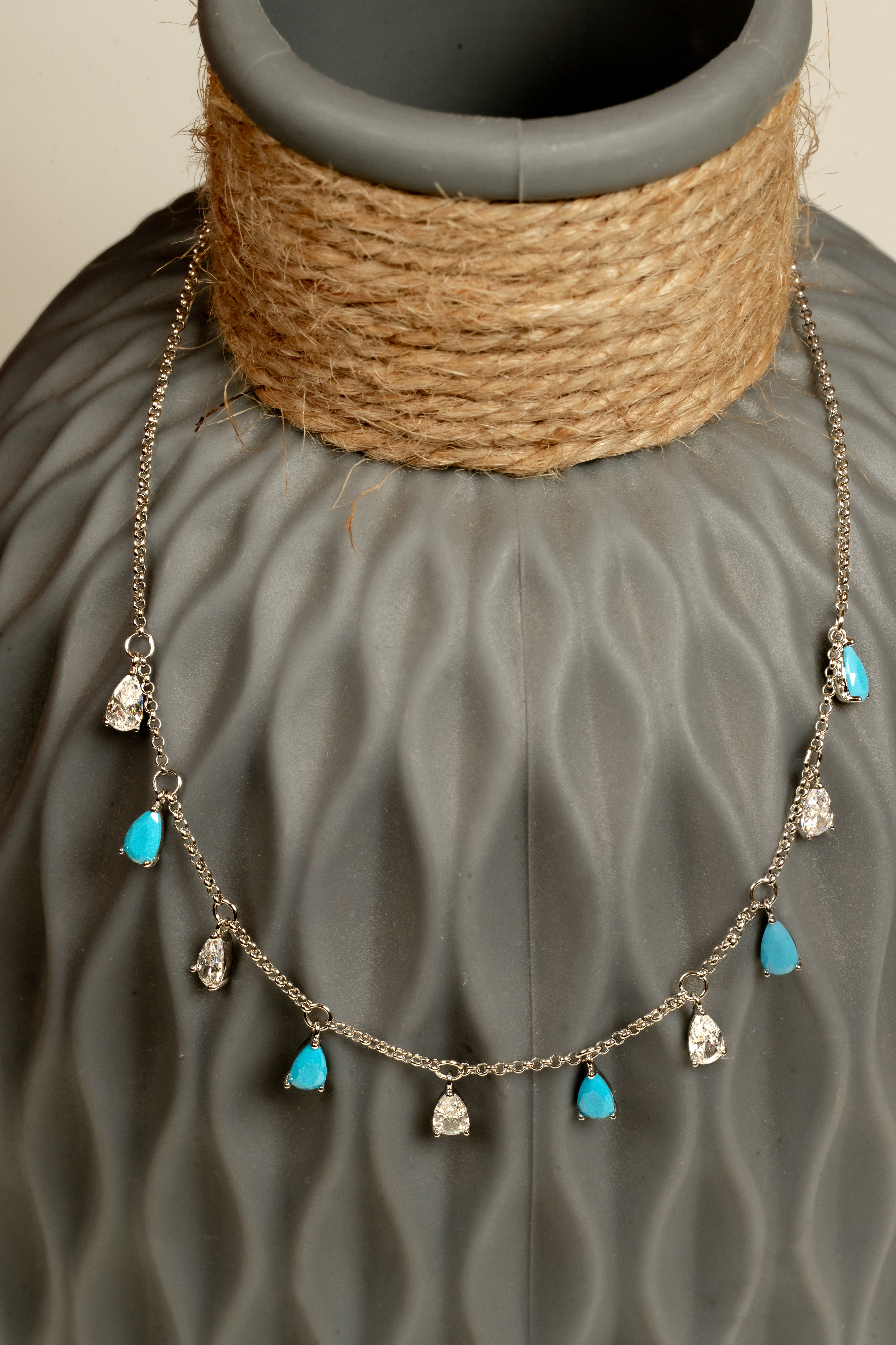 JARY 925 Sterling Silver Azure Tears of Elegance Necklace