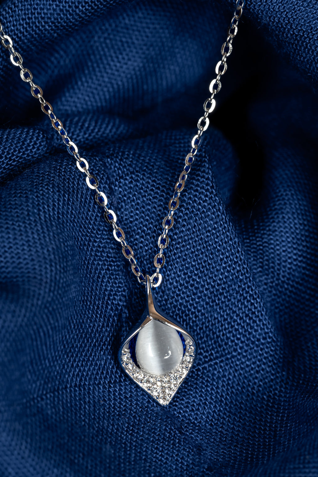 JARY 925 sterling silver Tear of Light Zirconia Pendant